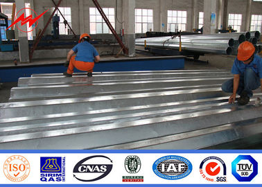 Cina Q235 ha galvanizzato il giardino d'acciaio palo leggero di Palo 6m 10m 12m 15m impermeabile fornitore