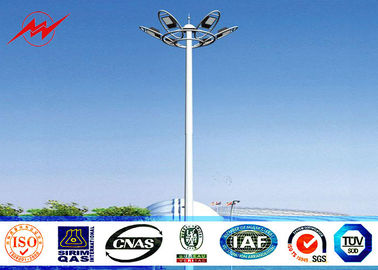 Cina albero Palo di altezza LED di 25M alto con il sistema rasing per illuminazione dello stadio fornitore