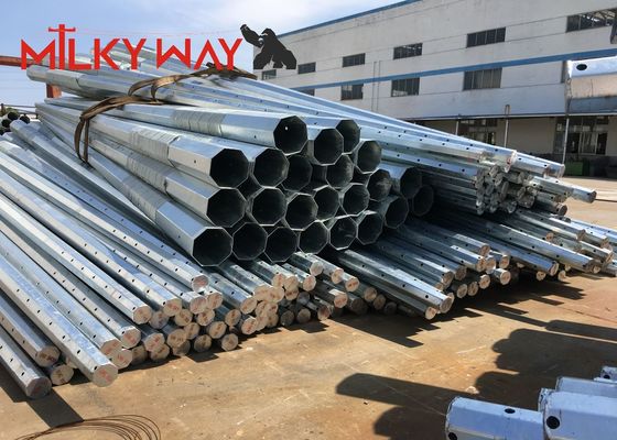 Qualità  11.9m 940dan Galvanized Steel Utility Power Poles with 2.5mm-16mm Thickness for Long-Lasting Electrical Transmission Fabbrica