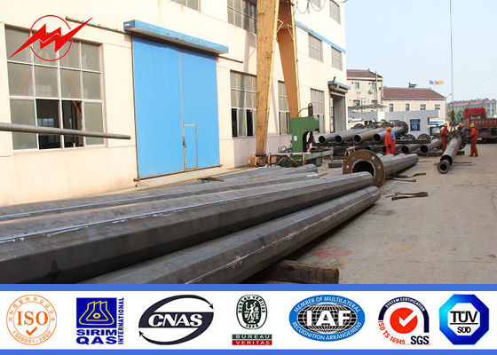 illuminazione poligonale del centro sportivo del palo dell'albero di 40m alta con l'argano