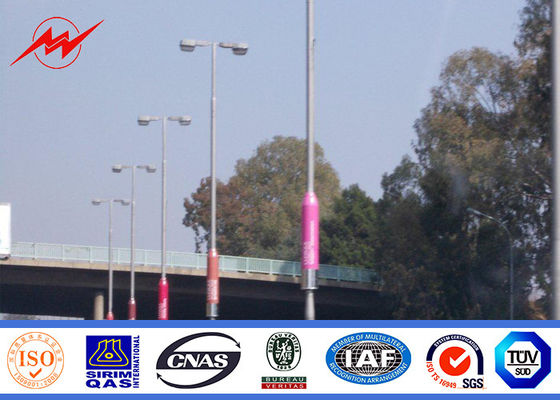 Il singolo braccio di resistenza alla trazione ha galvanizzato la strada principale d'acciaio palo leggero con 35m/s Windspeed