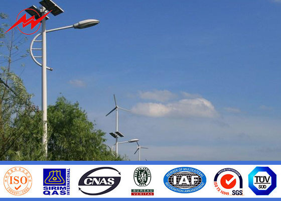Iluminazione pubblica pali del sistema di energia solare con il singolo fattore di sicurezza di altezza 1,8 del braccio 9m