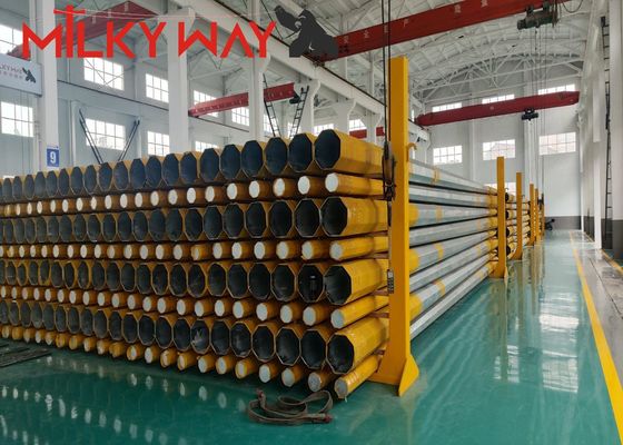 Torri di pali in acciaio per linee di trasmissione di 16 m e pali di trasmissione di potenza