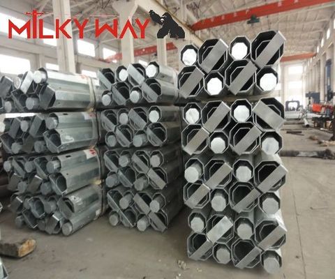 Poli elettrici in acciaio galvanizzato a caldo con FRP 3,8 mm 7,2 mm Spessore 9m 11m Lunghezza Malaysia Standard